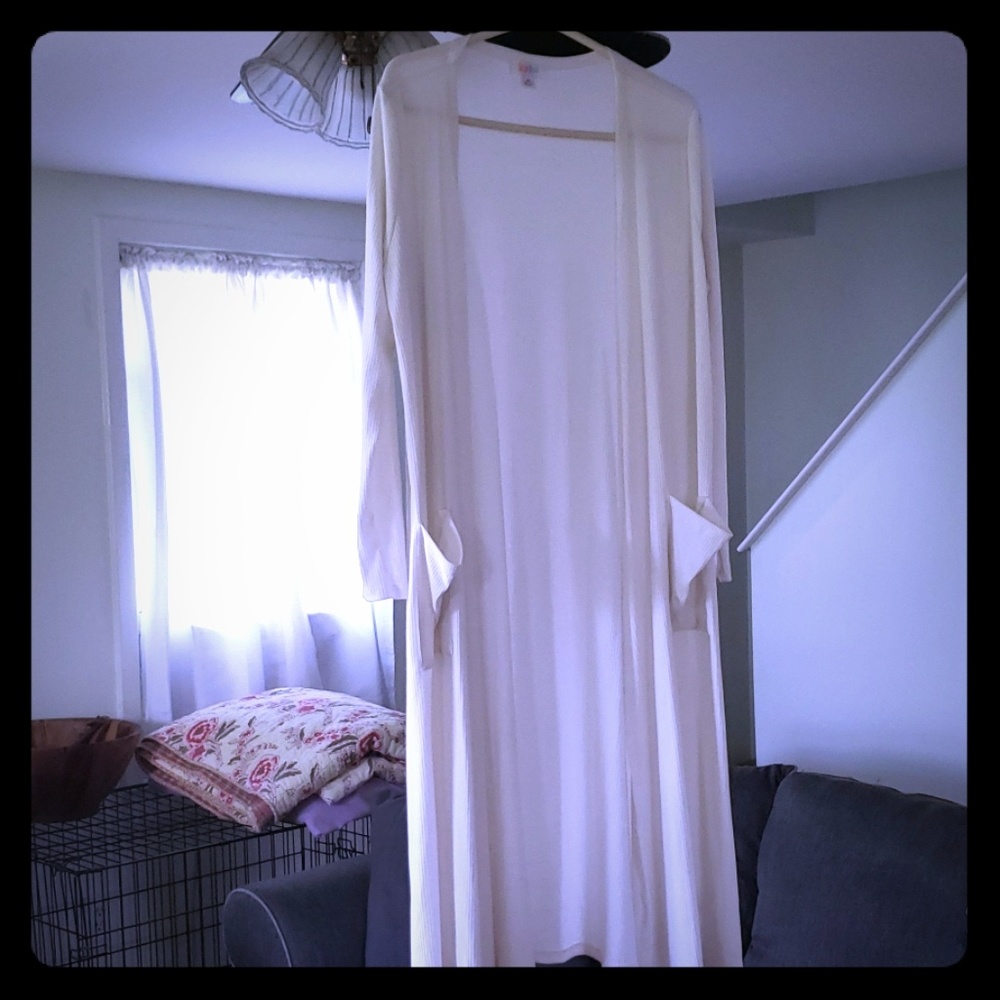 Medium lularoe Sarah